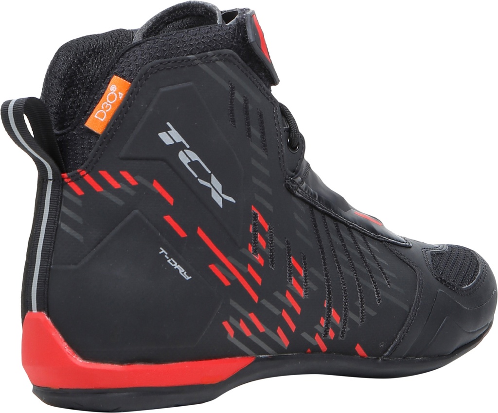 Shoes R04D WP black-red