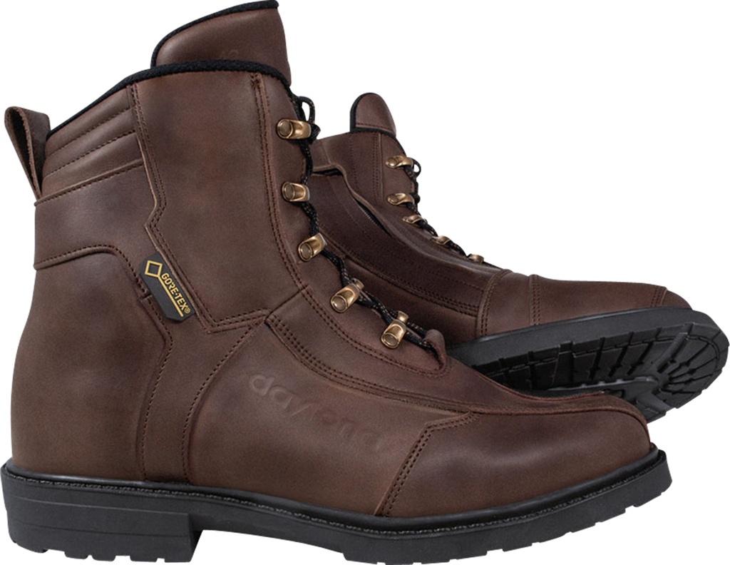 Boots AC Classics GTX brown
