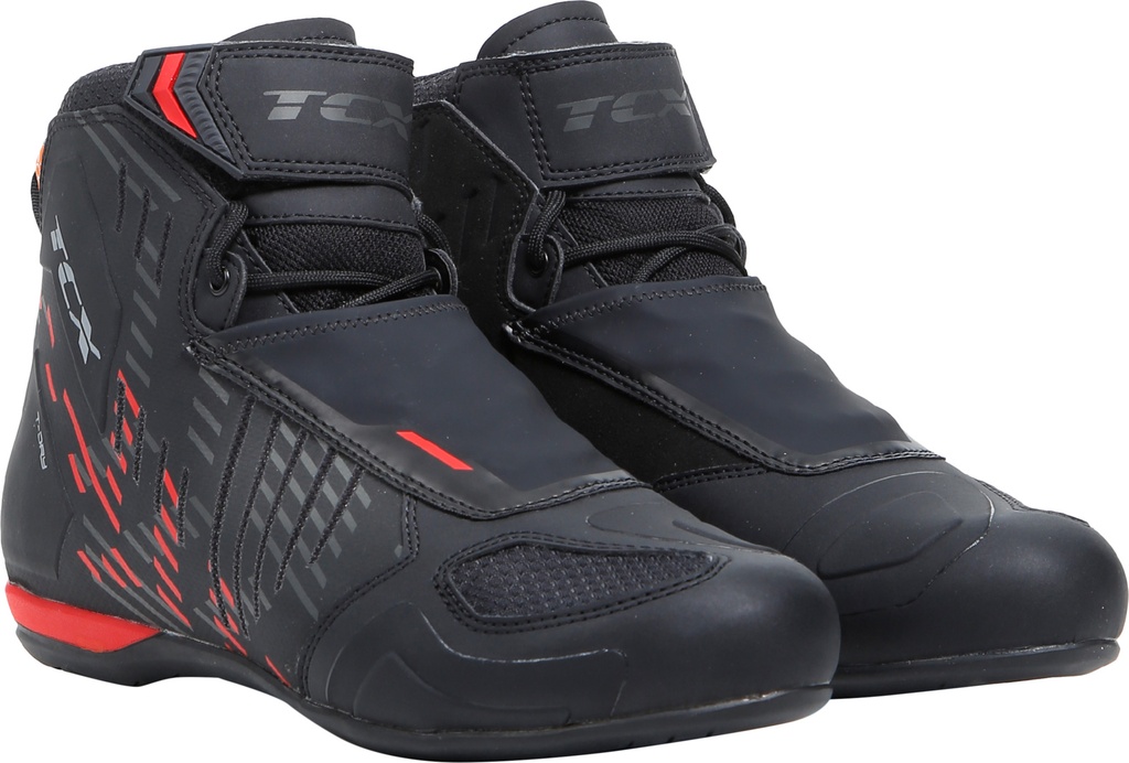 Shoes R04D WP black-red